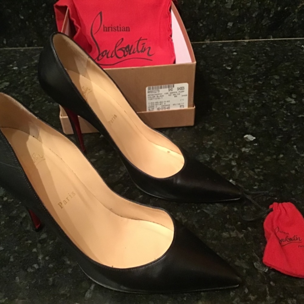 Christian Louboutin Apostrophy 100 Nappa Pump - Picture 3 of 6